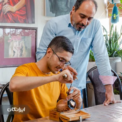 آموزشگاه قلم های آبی