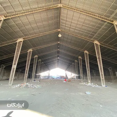 انبار کالای شیشه گر