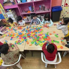 مهد کودک و پیش دبستانی آوای شادی