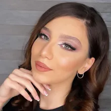 آموزشگاه آرایشگری بانو مینا