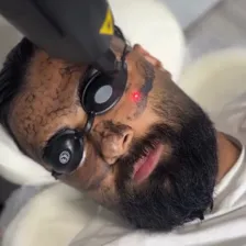 کلینیک زیبایی مروارید غرب