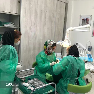 دکتر بهارک دلنواز