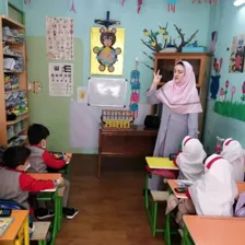 مهد کودک و پیش دبستانی پرستوهای شادی