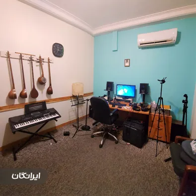 آموزشگاه موسیقی توکا