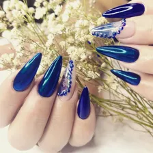 سالن زیبایی تک رخ