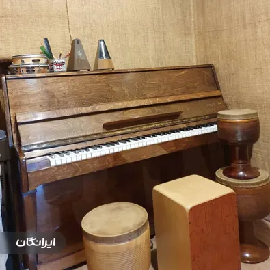 آموزشگاه موسیقی کلاس ساز