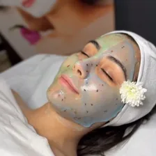 کلینیک زیبایی دکتر مهسا محمدی