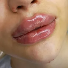 کلینیک زیبایی دکتر بابک فرخی