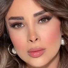 سالن زیبایی نگارین