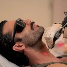 کلینیک زیبایی H2