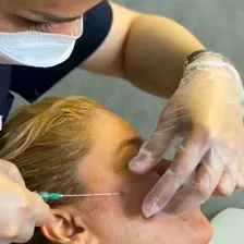 کلینیک زیبایی اوپال