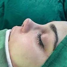 کلینیک زیبایی شاینا