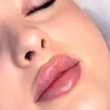 کلینیک زیبایی فریبا رضایی