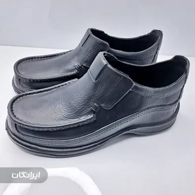 فروشگاه کفش و صندل رویال