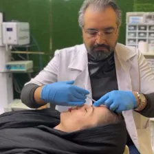 کلینیک زیبایی مانلی