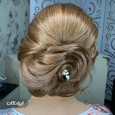 سالن زیبایی مانلی