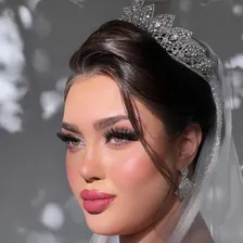 سالن زیبایی آدا