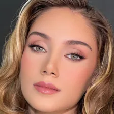 سالن زیبایی نازنین ربانی