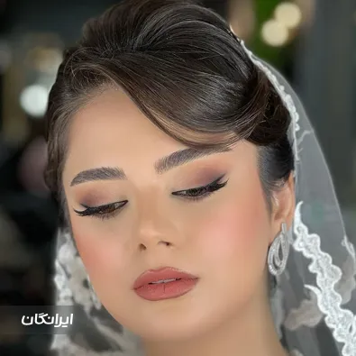 سالن زیبایی و خدمات تخصصی عروس دِلا