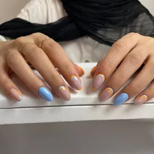 سالن کاشت ناخن نگین