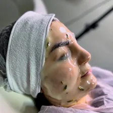 فیشیالیست نازنین وحدت