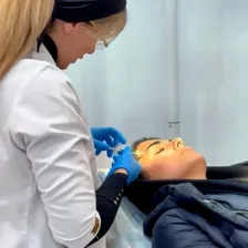 کلینیک زیبایی حکیمیان