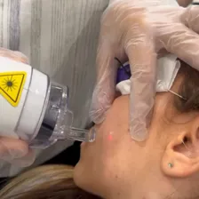 کلینیک زیبایی نیوشا