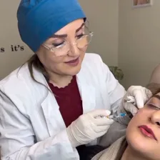 کلینیک زیبایی دکتر آرمیتا آقاپور