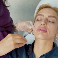 کلینیک زیبایی دکتر کیمیا سلیمی