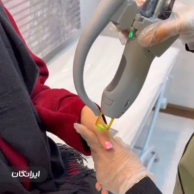 دکتر علیرضا کریمی