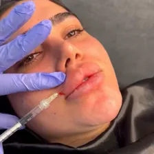 کلینیک زیبایی ردگون