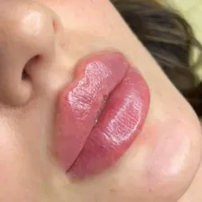 کلینیک زیبایی لاندا