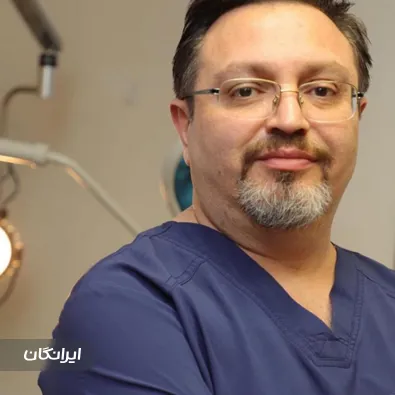 دکتر پوریا افلاکی