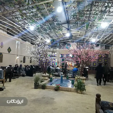 کافه رستوران شولی شاپ