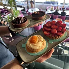 رستوران تن فور اِور