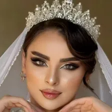سالن زیبایی ساناز آذری