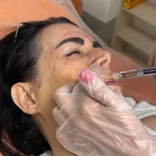 کلینیک زیبایی دکتر شراره چلاجور