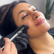 کلینیک زیبایی نیلوفر