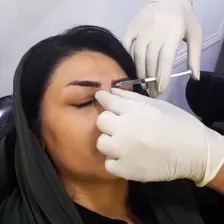 کلینیک زیبایی مه نگار