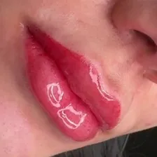 سالن آرایش دائم مریم قلندری