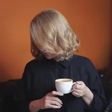 سالن زیبایی گلرخ