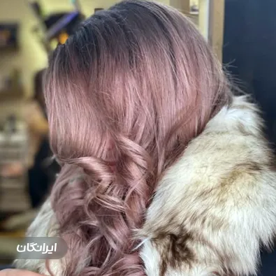 سالن کاشت ناخن تی تی