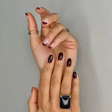 سالن کاشت ناخن مریم