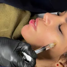 کلینیک زیبایی لوسین