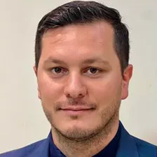 وکیل هادی توحید لو