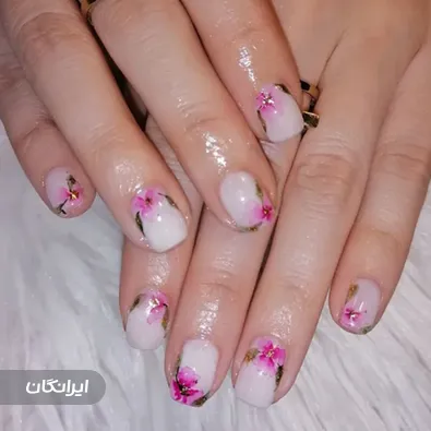 سالن کاشت ناخن شیرین