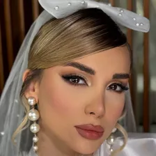 سالن زیبایی یگانه عمویی