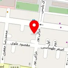 سالن کاشت ناخن زرا