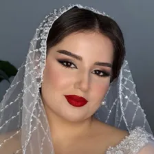 سالن زیبایی فلورا