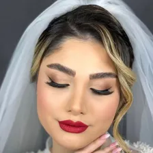 سالن زیبایی آفرینا